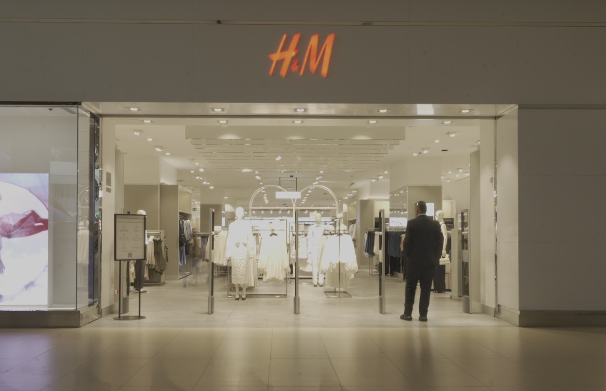tienda de ropa h&m en envigado