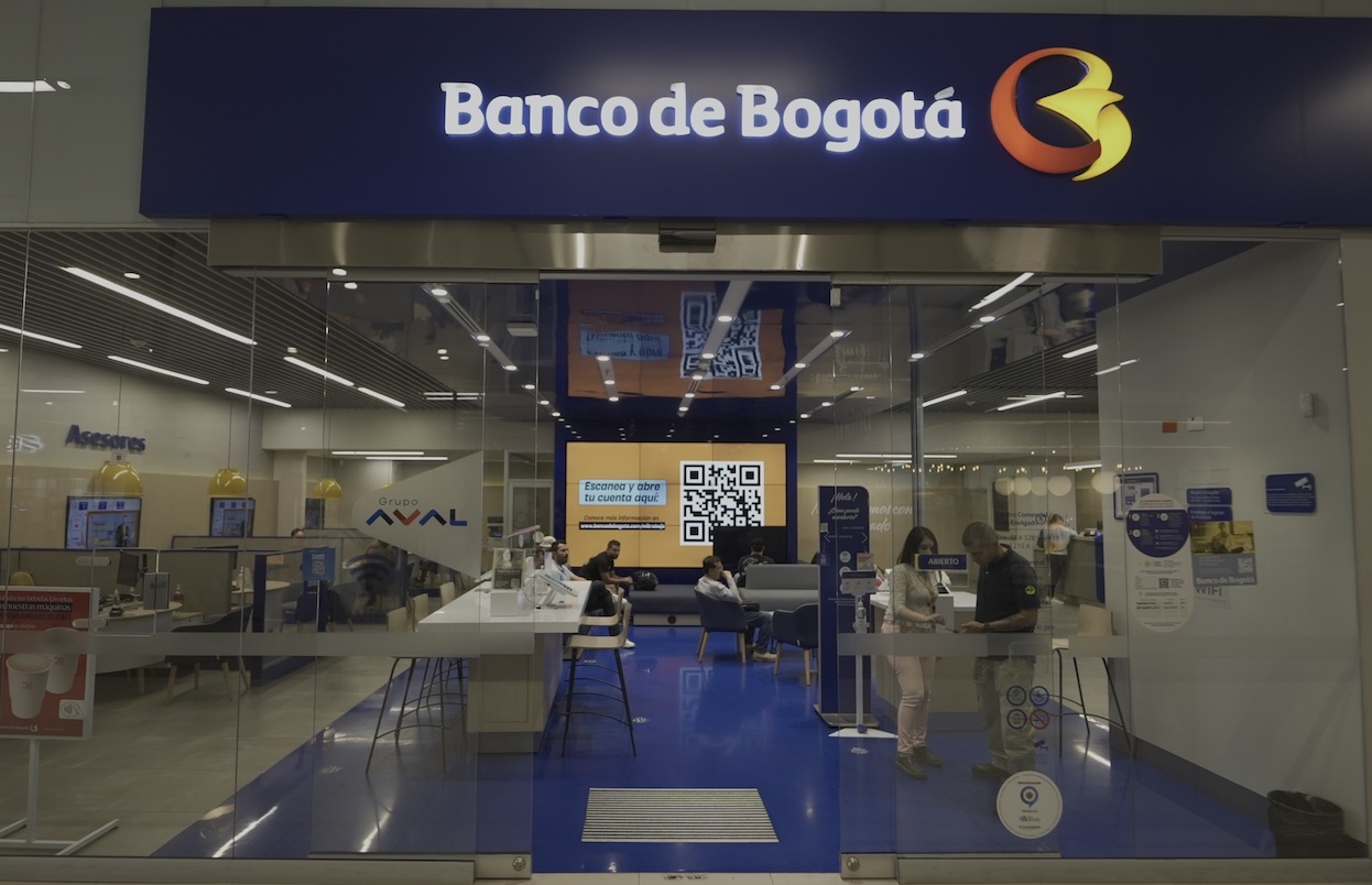 banco de bogotá envigado