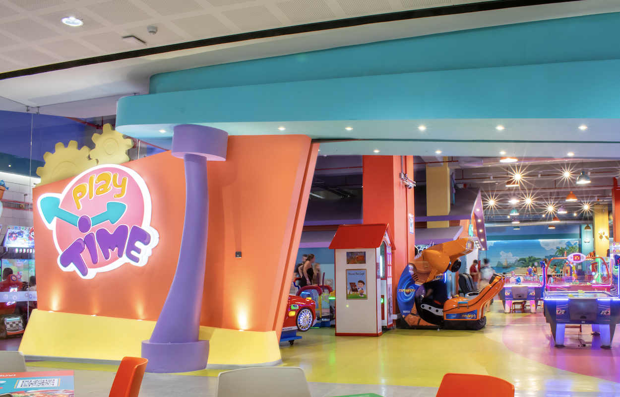 Play time parque de diversiones infantil viva Barranquilla