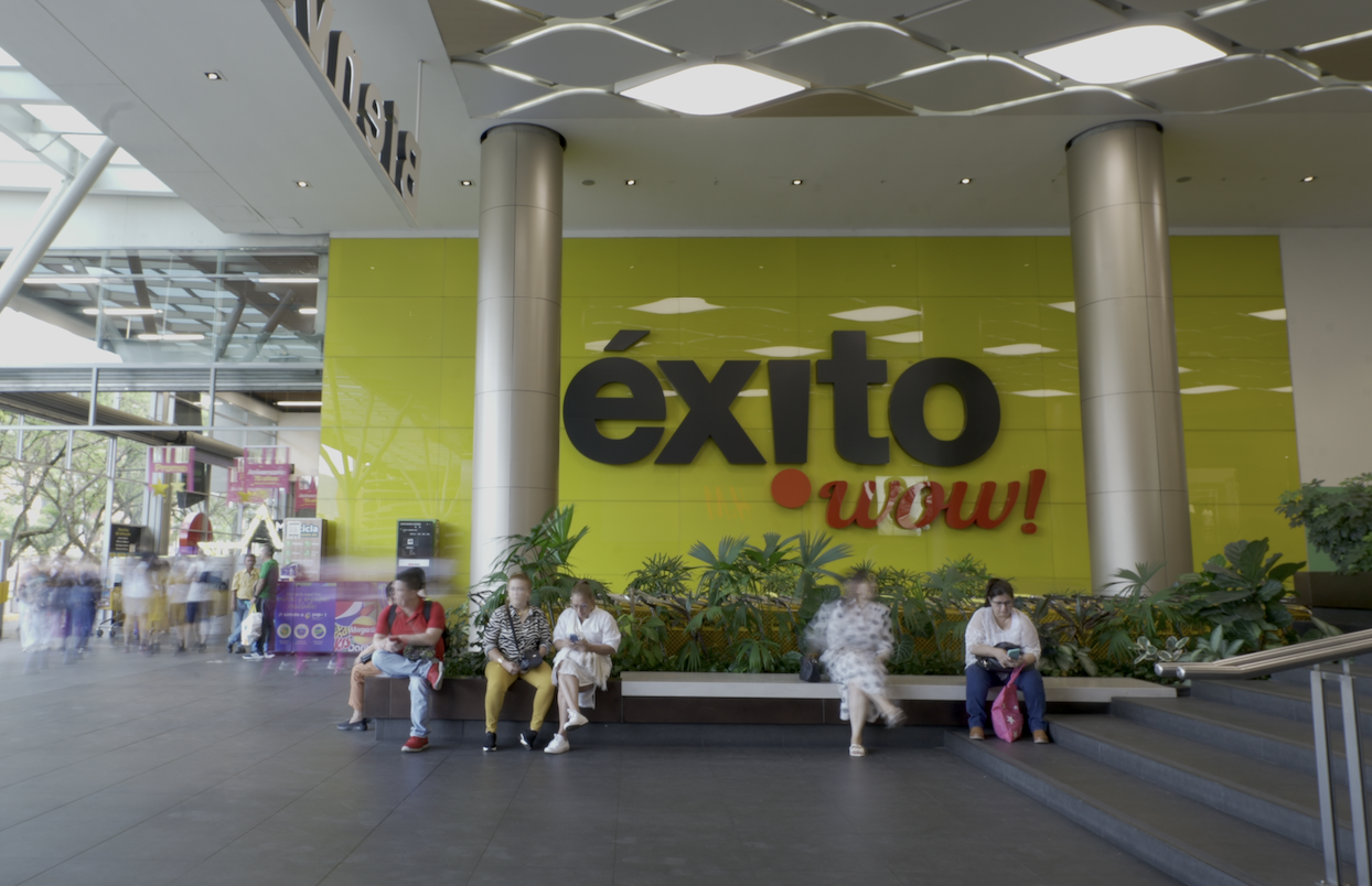 Éxito viva envigado