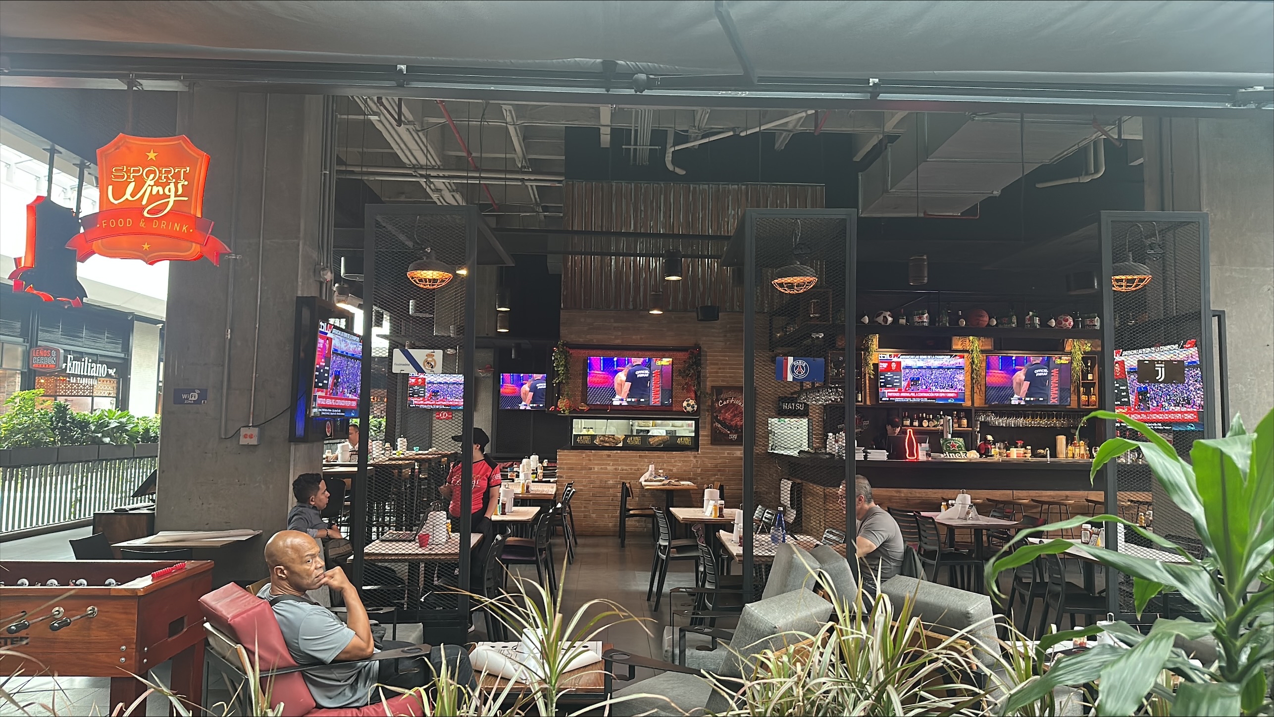 sport wings viva envigado