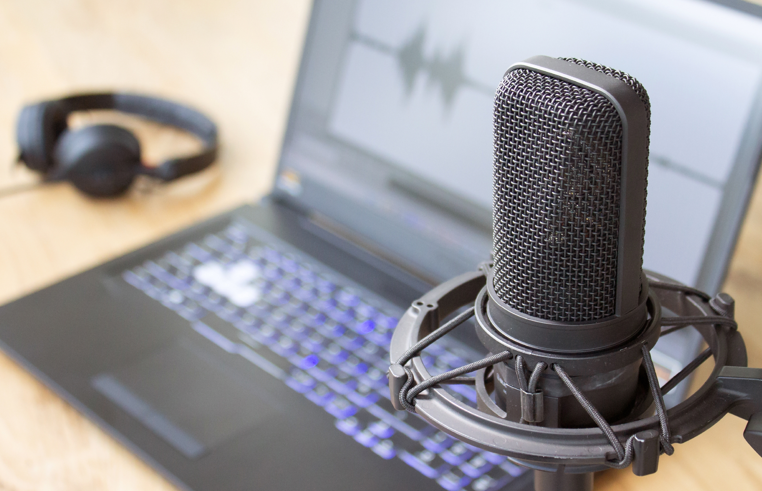  Voces que suenan, trovas que encantan con Discos Fuentes